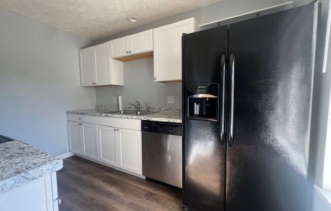 3 beds, 2 baths, $1,350