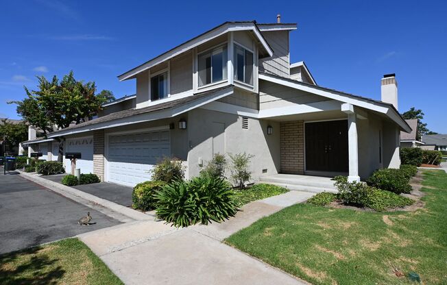 Woodbridge recent remodeled 2 story 3 bedroom 2.5 bath