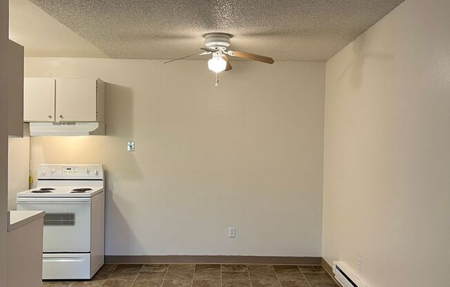 2 beds, 2 baths, 780 sqft, $1,255, Unit 29
