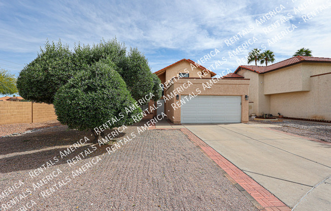 967 E ROCKWELL DR