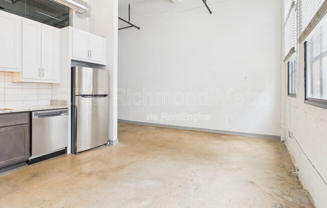 2 beds, 2 baths, 900 sqft, $1,573, Unit 120