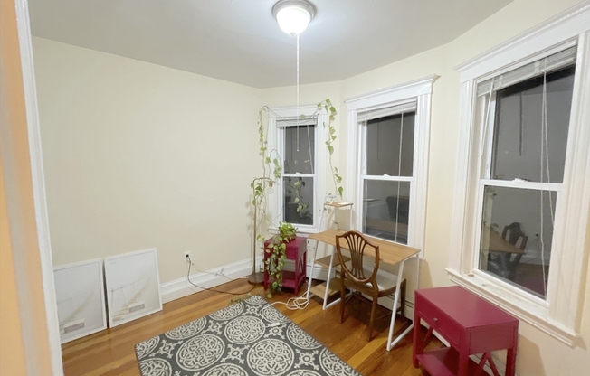 93 Marion St