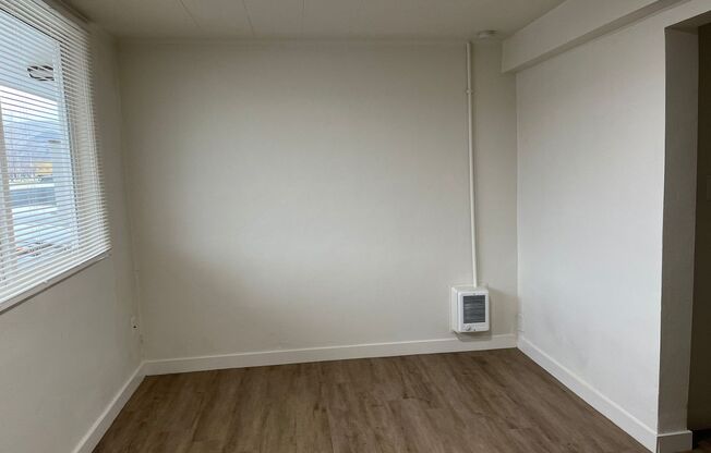 Studio, 1 bath, 214 sqft, $695, Unit Unit 015