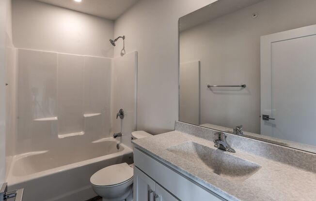 Studio, 1 bath, 555 sqft, $1,025, Unit D201