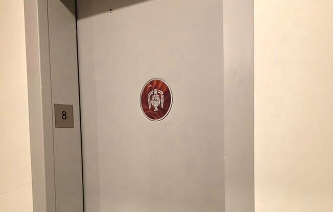1 bed, 1 bath, $5,500, Unit 8I