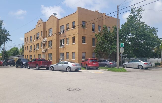 TIA Flagler Apartments