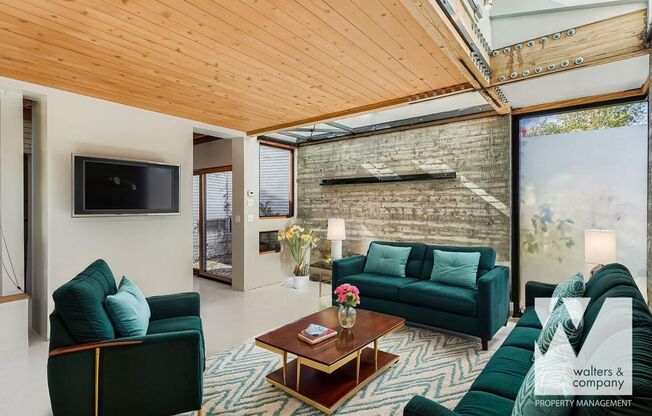 701 S Milwaukee St – The Iconic Appleman House in Bonnie Brae