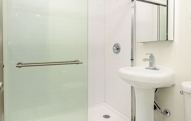 Studio, 1 bath, 463 sqft, $1,550, Unit 408