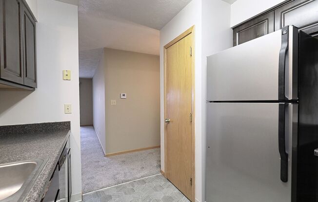 2 beds, 2 baths, 1,147 sqft, $1,335, Unit AL-78