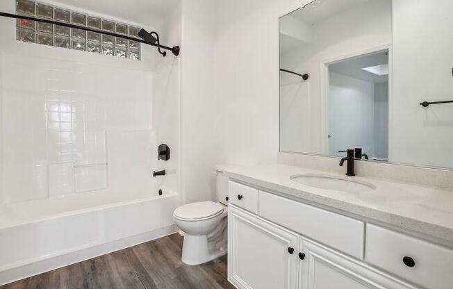 2 beds, 2 baths, 1,150 sqft, $3,698, Unit 212