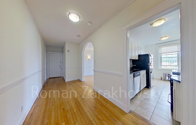 1852 COMMONWEALTH AVE