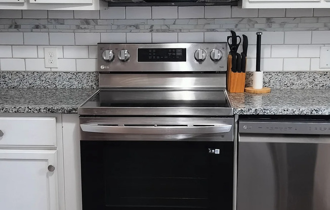 6354 OLD PINEVILLE RD