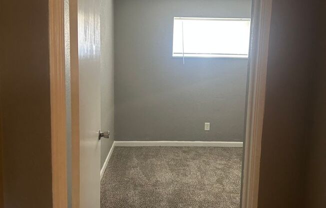 2 beds, 1 bath, 750 sqft, $1,020, Unit B01 1008 06