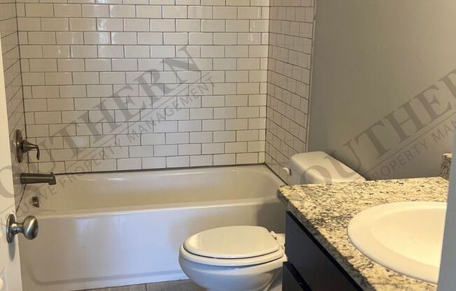 2 beds, 2.5 baths, 1,600 sqft, $1,300, Unit Building M, Apartment 2