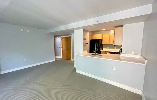 Studio, 1 bath, $1,830, Unit Apt S325