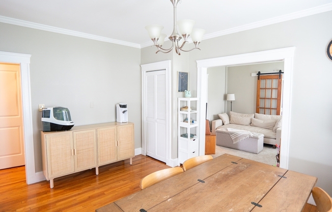 2 beds, 1 bath, 1,250 sqft, $2,900, Unit 1