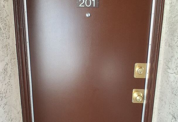 2 beds, 2 baths, 836 sqft, $2,550, Unit 201