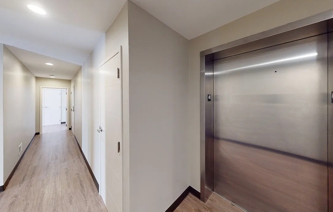 3 beds, 2 baths, 1,200 sqft, $5,300, Unit Unit 7