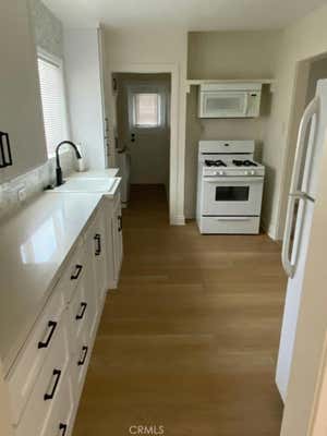 2 beds, 1 bath, 816 sqft, $3,000