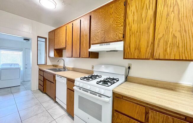 1 bed, 1 bath, $1,795, Unit 522.5