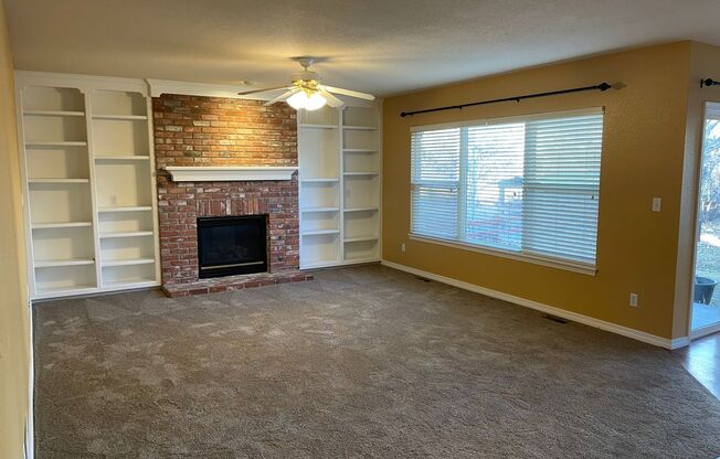 Beautiful home for rent in Aurora 80016