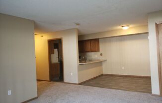 2 beds, 1 bath, 976 sqft, $945, Unit 203