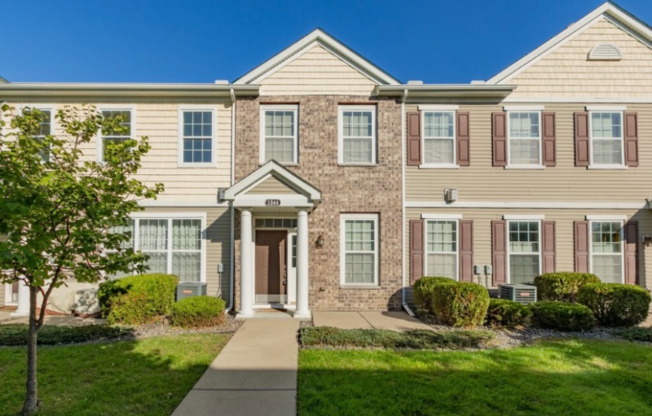 1244 CHATEAU AVE