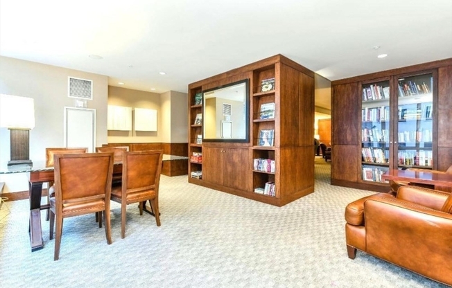 1 bed, 1.5 baths, 965 sqft, $4,350, Unit 703