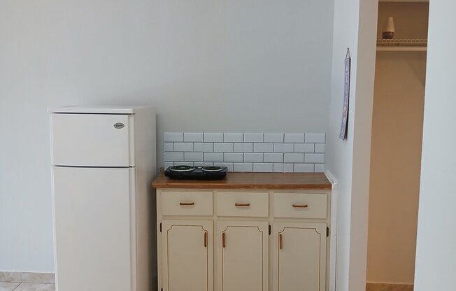 8421 S ORANGE BLOSSOM TRL