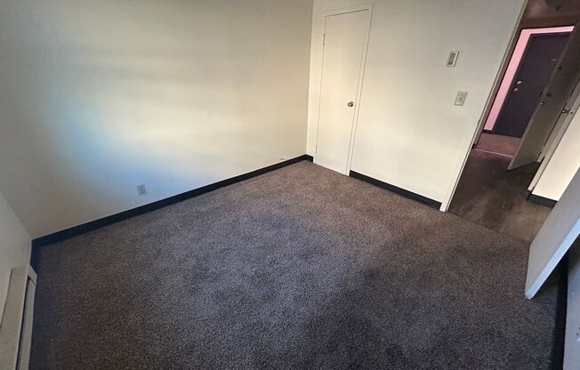 1 bed, 1 bath, $895, Unit 611