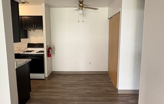 1 bed, 1 bath, 651 sqft, $1,099, Unit 7638 - 1