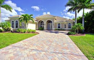 4021 SW 11th AVE