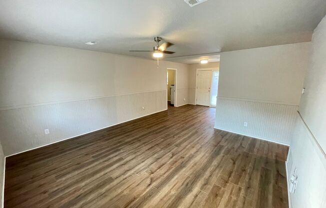 3 beds, 1 bath, $1,595