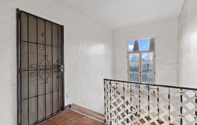 1 bed, 1 bath, 489 sqft, $1,695, Unit 726-04