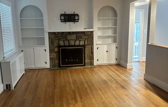 Alexandria/Braddock Heights - 2702 Ridge Road Drive - $4,475.00