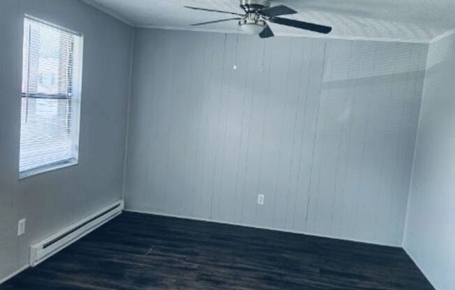 1 bed, 1 bath, 576 sqft, $750, Unit 3625-D