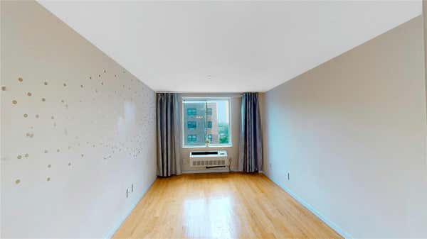 3 beds, 2 baths, 1,100 sqft, $3,500, Unit 3L