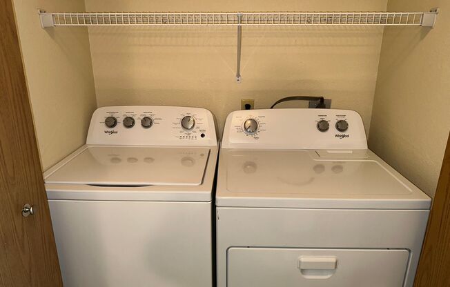 2 beds, 1 bath, 900 sqft, $1,429, Unit 85H