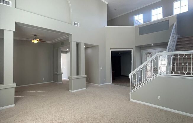 3 beds, 2.5 baths, $3,300
