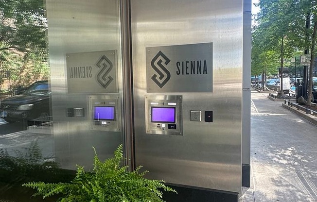 Sienna Chicago