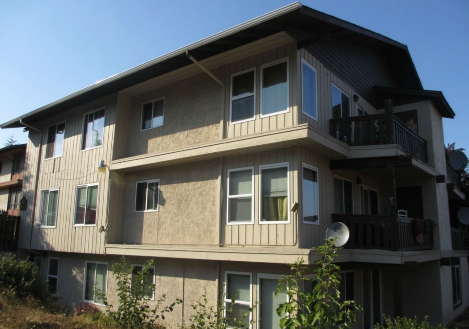 2118 S 107th St, Seattle, WA 98168