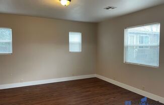 3 beds, 1 bath, $1,700