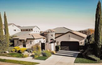 $3,200 Custom Harlan Ranch 4 Bedroom Home - Community Pool - N. Nicolette Ave. Clovis, CA