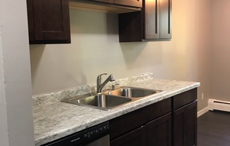 1 bed, 1 bath, 800 sqft, $1,100, Unit 624-304