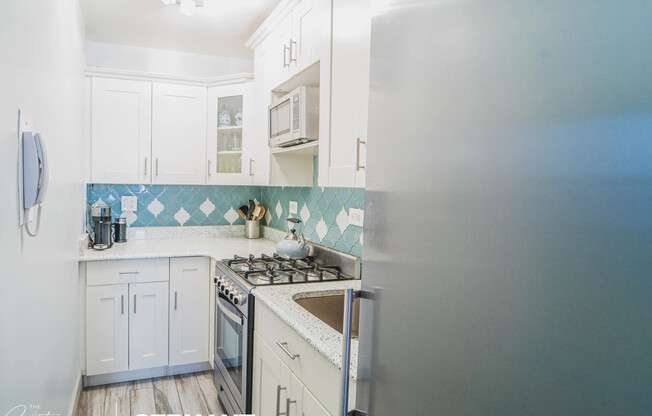 Studio, 1 bath, $3,800, Unit 16L