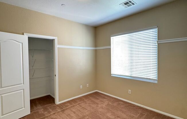 3 beds, 3 baths, $1,995