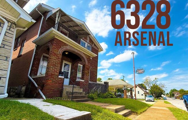 2 beds, 1 bath, 888 sqft, $1,275, Unit Arsenal Street-6328
