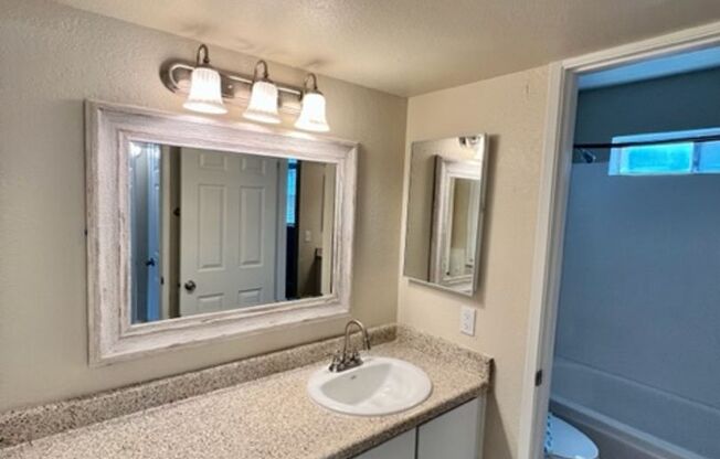 1 bed, 1 bath, 700 sqft, $1,500, Unit 85