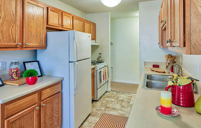 Four-Seasons-Yorktown Kitchen