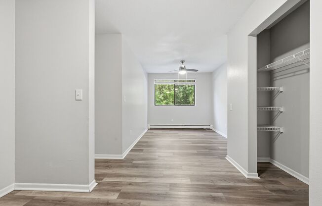 4 beds, 1.5 baths, 1,173 sqft, $2,199, Unit 8209 Unit 24